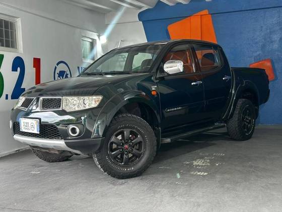 MITSUBISHI L200 TRITON 3.2 HPE 4X4 CD 16V TURBO INTERCOOLER DIESEL 4P AUTOMÁTICO